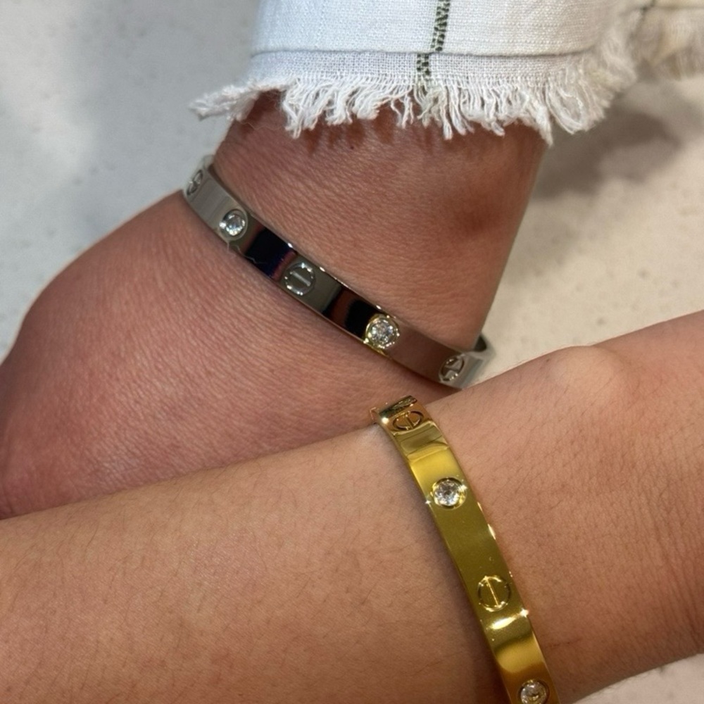 Elegant Gold and Silver Bracelet Set